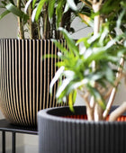 Blumentopf Kugel Groove schwarz | 43x41 cm