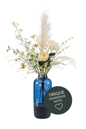 Künstlicher XL Blumenstrauß - Tabea auf transparentem Hintergrund mit echt wirkenden Kunstblättern. Diese Kunstpflanze gehört zur Gattung/Familie der "Blumensträuße" bzw. "Kunst-Blumensträuße".
